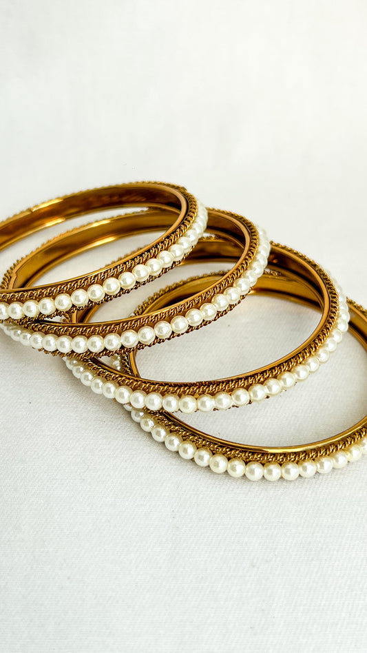 ‘Pretty Girl Pearl II’ Bangles