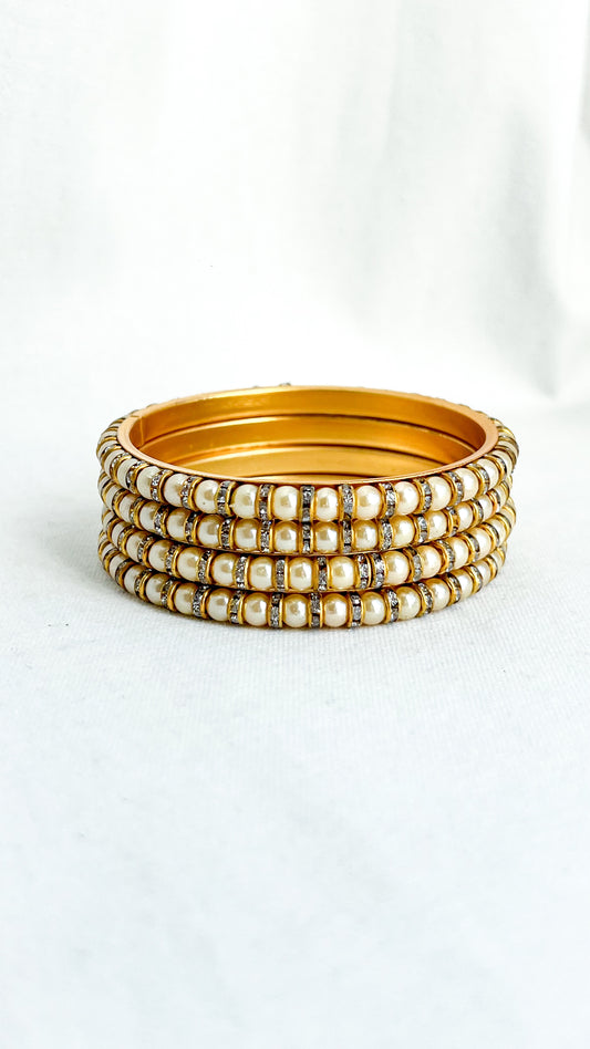 ‘Pretty Girl Pearl III’ Bangles