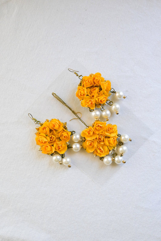 ‘Mona’ Floral Earring Tikka Set - Haldi
