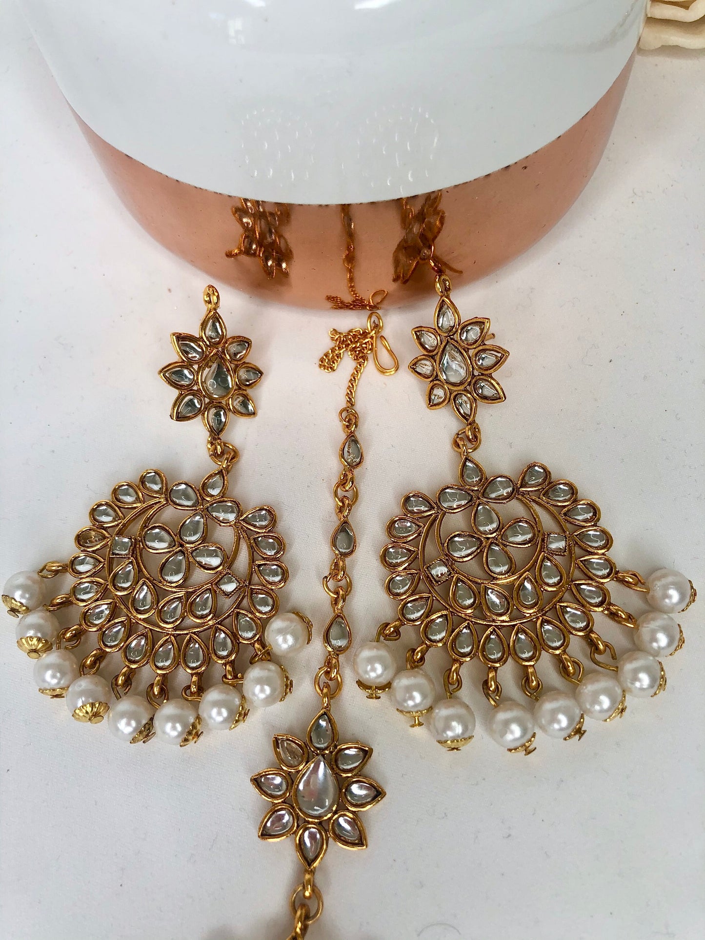 Star Crossed Lovers - Kundan Tikka Set