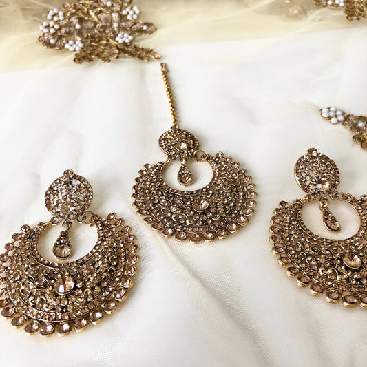 'Taara' Deep Gold Oversized Tikka Set