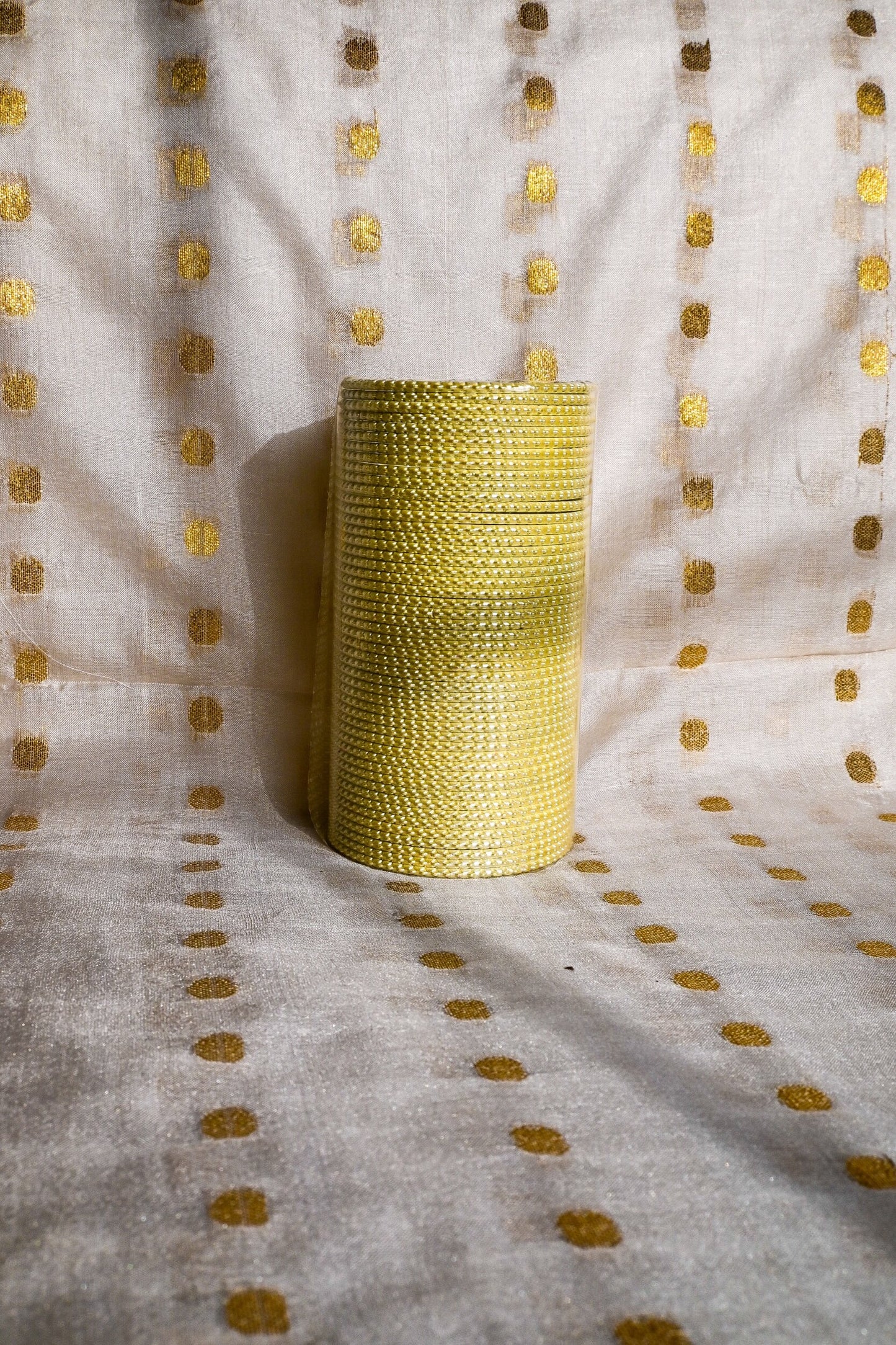 2.4 Bangles in ‘Banana’