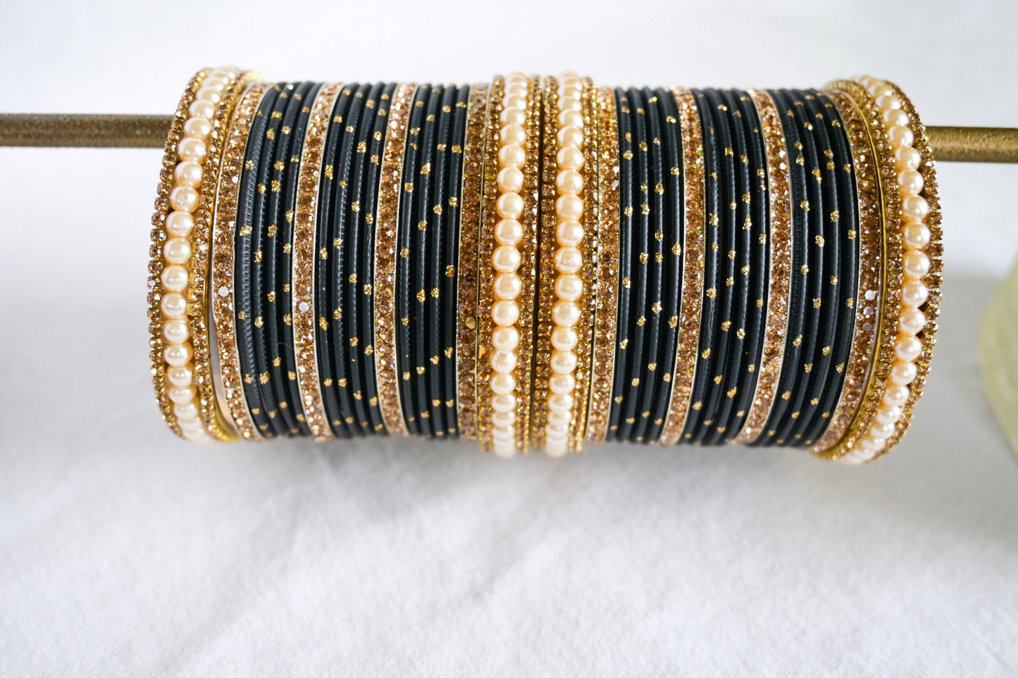 ‘Dream’ Bangle Set - Black