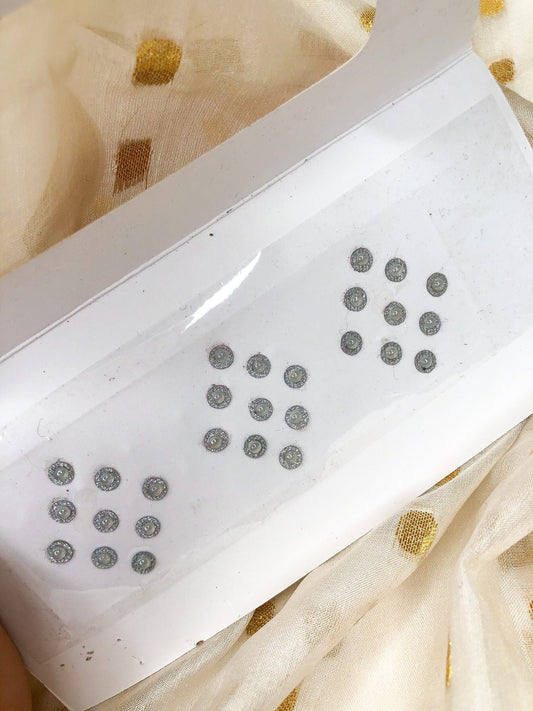 Pearl Glam Bindis