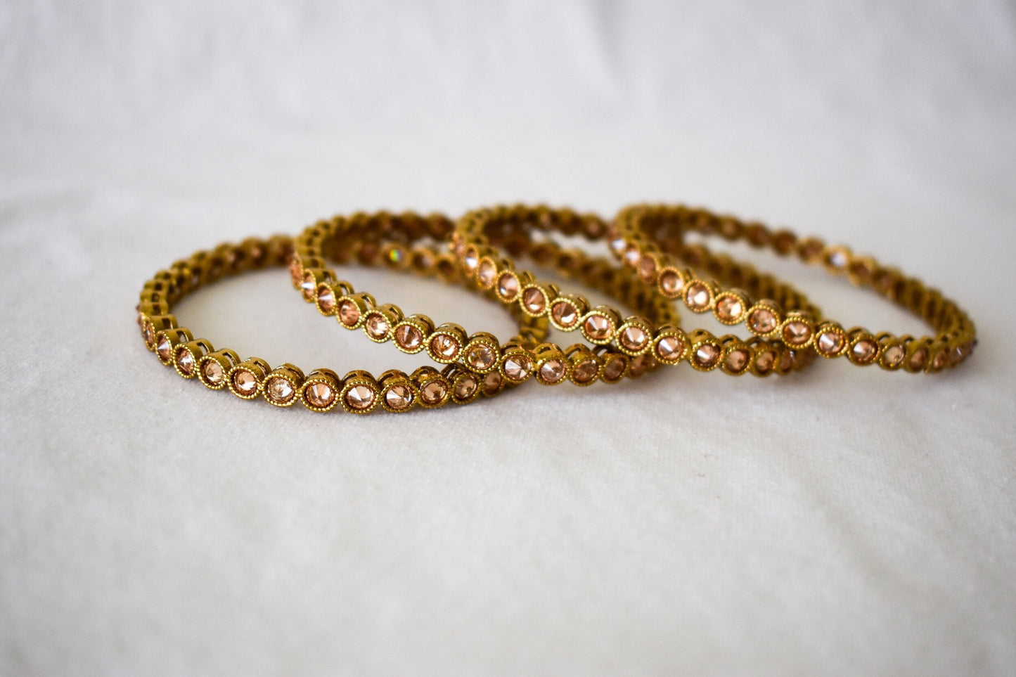 ‘Circle’ in Polki Bangles