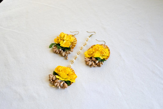 ‘Piya’ Floral Earring Tikka Set - Yellow