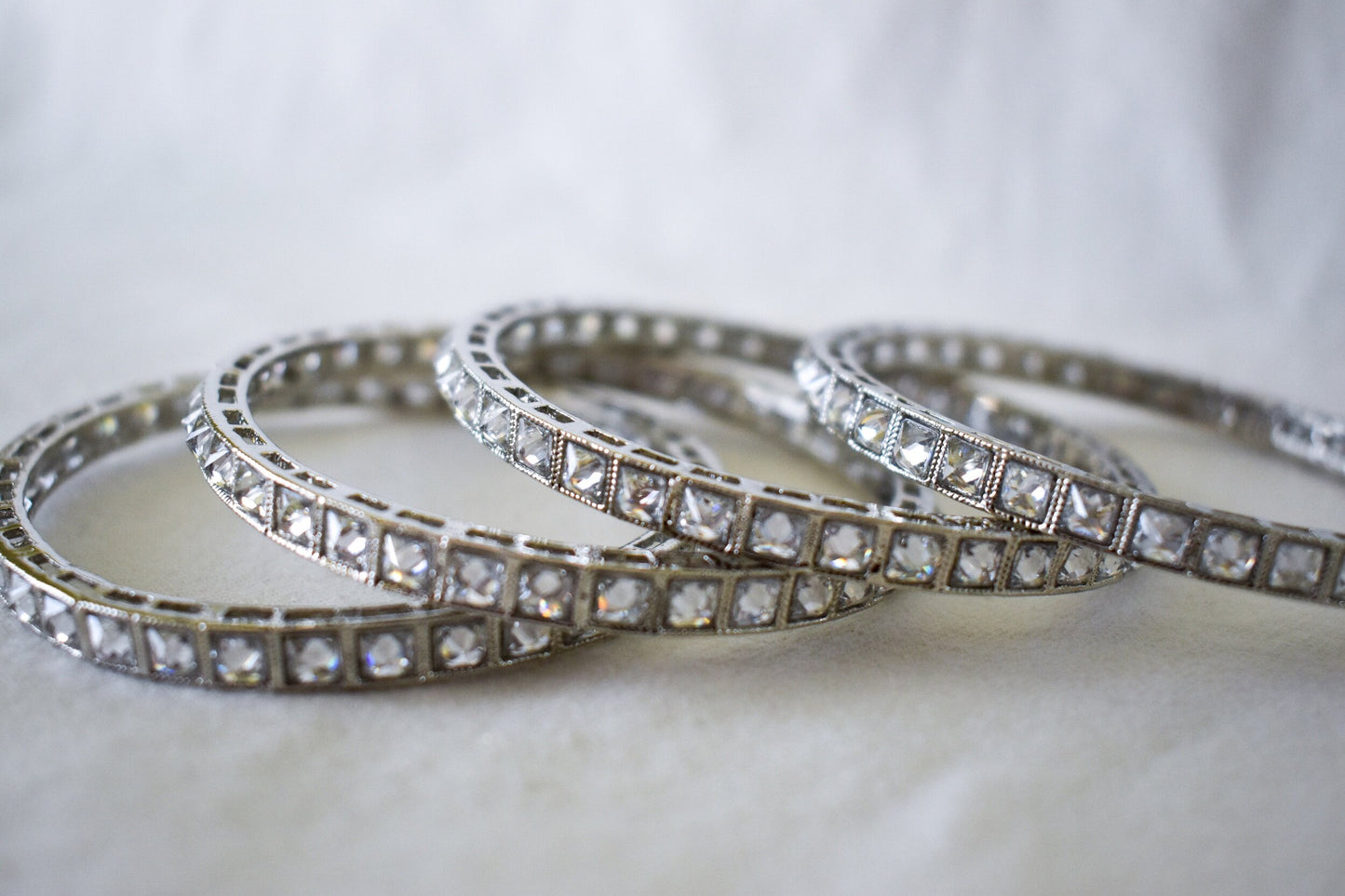 ‘Square’ in Silver Polki Bangles