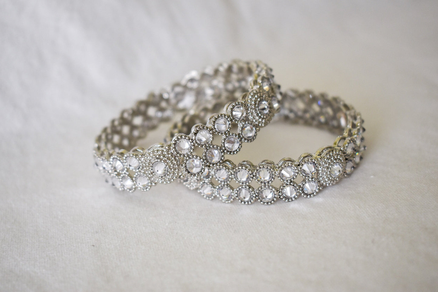 ‘Vintage Charm’ Silver Bangles