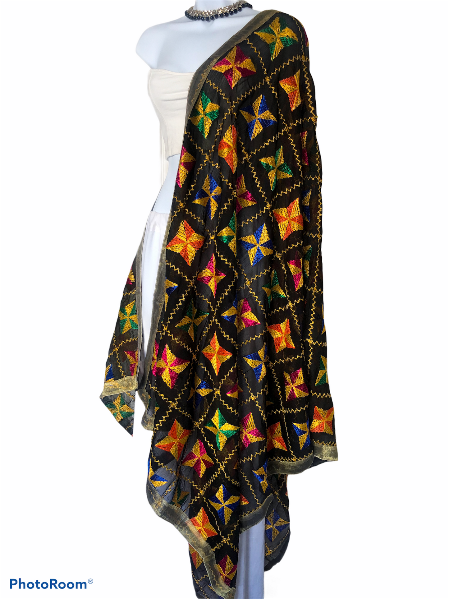 Phulkari II - black