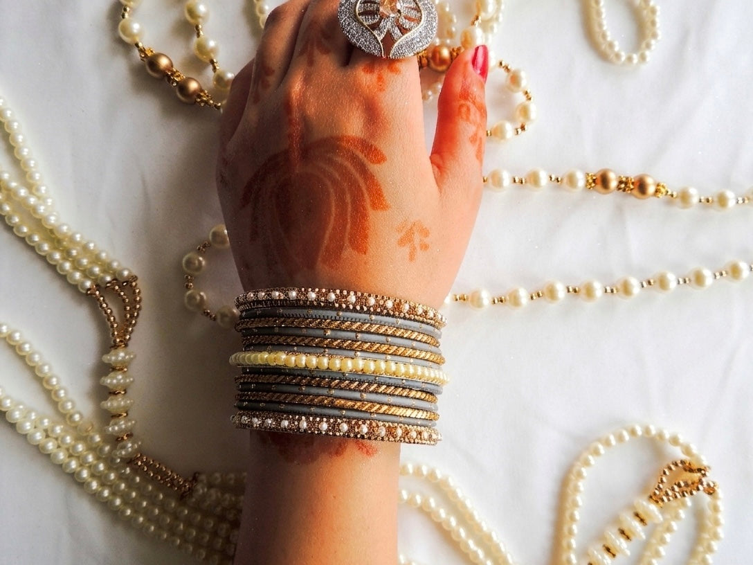 ‘Liliana’ Bangle Stack - Grey