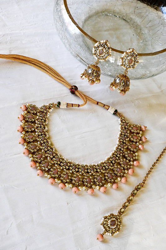 ‘Samiyah’ Kundan Set