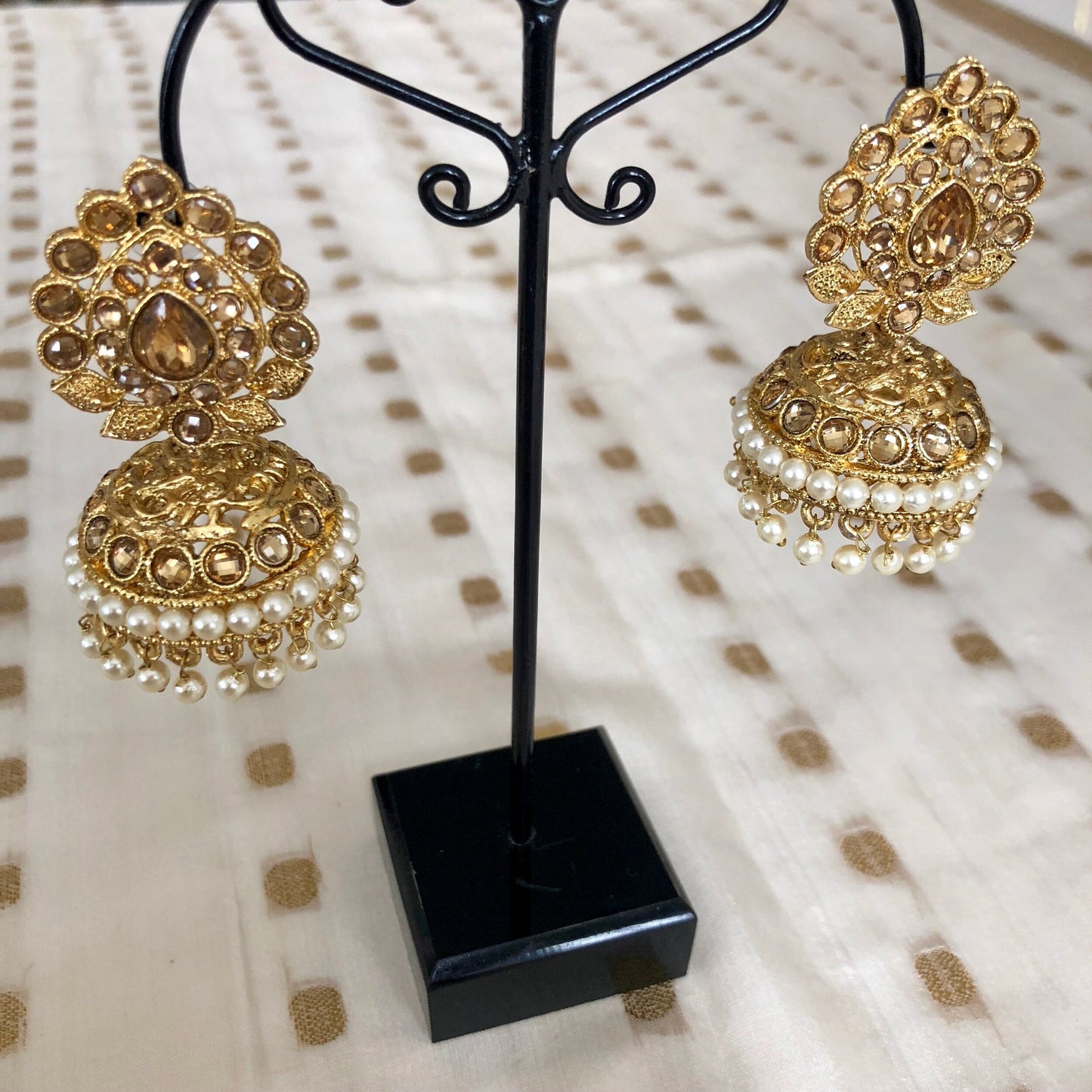 'Ranjana' Jhumki Earrings
